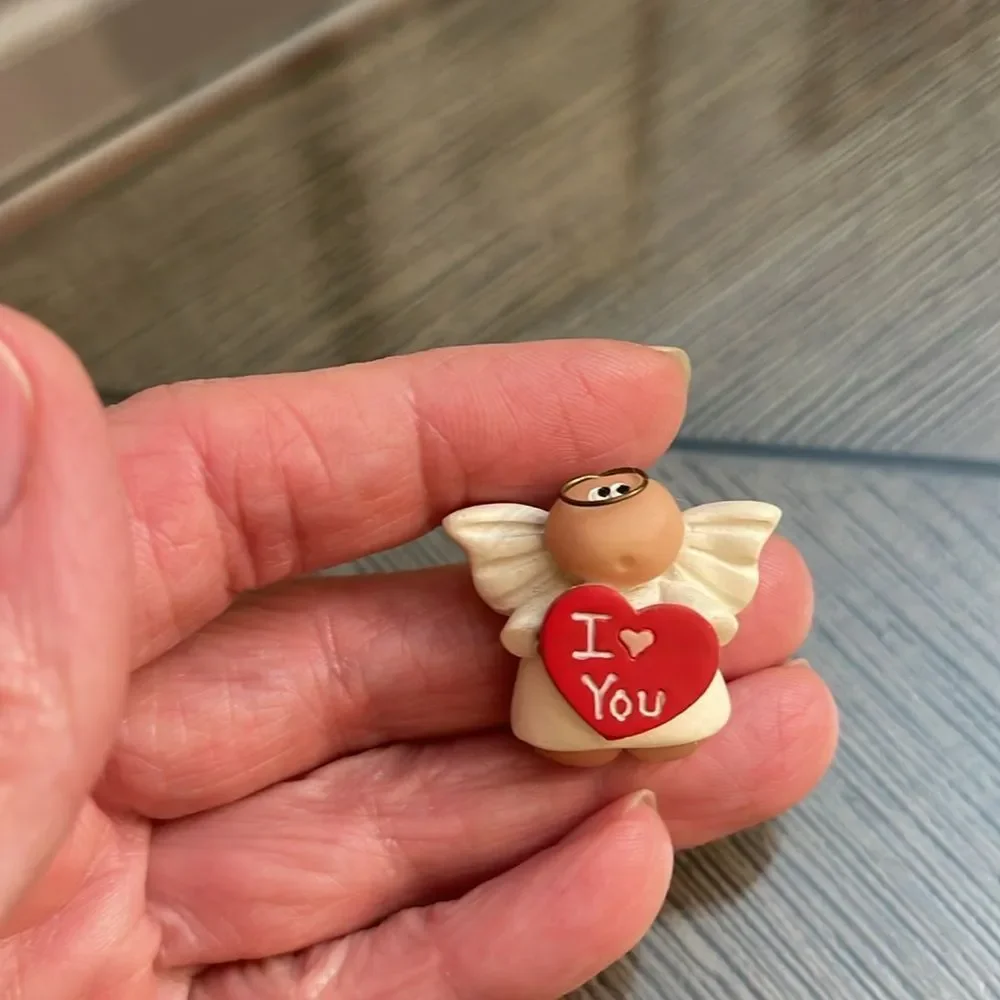 Kirk’s Angel Cheeks Angel Holding a Red Heart “ I ❤️ You”